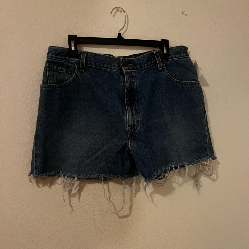 Levi’s denim shorts
